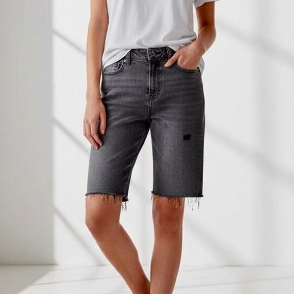 Upcycled American Eagle Black Denim Bermuda Mom Jorts Women’s Small - Picture 1 of 9